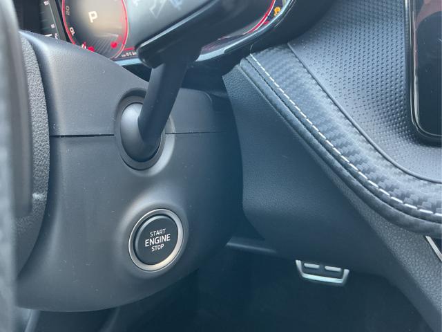 Skoda / Fabia / Rot / Classic+AHK / Velvet Red /Black Magic / , Beispielbilder, ggf. teilweise mit Sonderausstattung