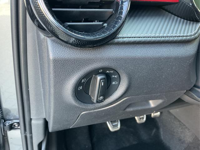 Skoda / Fabia / Grau / Monte Carlo / Graphite Grau/Black Magic / , Beispielbilder, ggf. teilweise mit Sonderausstattung