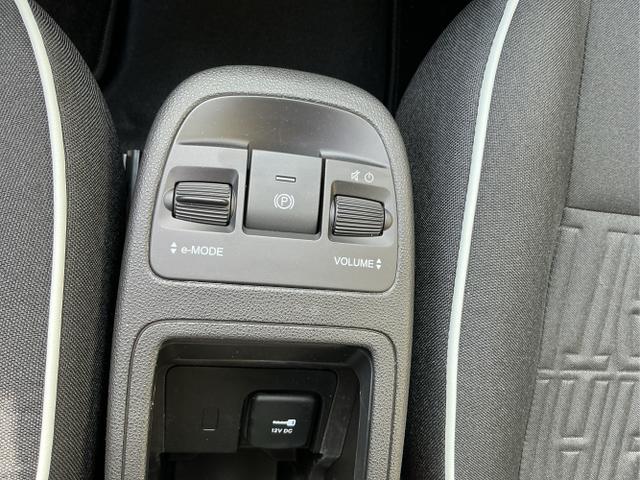 Fiat / 500e / Wei&szlig; / La Prima / Arktis Wei&szlig; / , Beispielbilder, ggf. teilweise mit Sonderausstattung