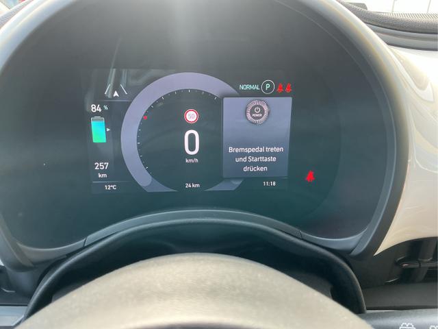 Fiat / 500e / Wei&szlig; / La Prima / Arktis Wei&szlig; / , Beispielbilder, ggf. teilweise mit Sonderausstattung