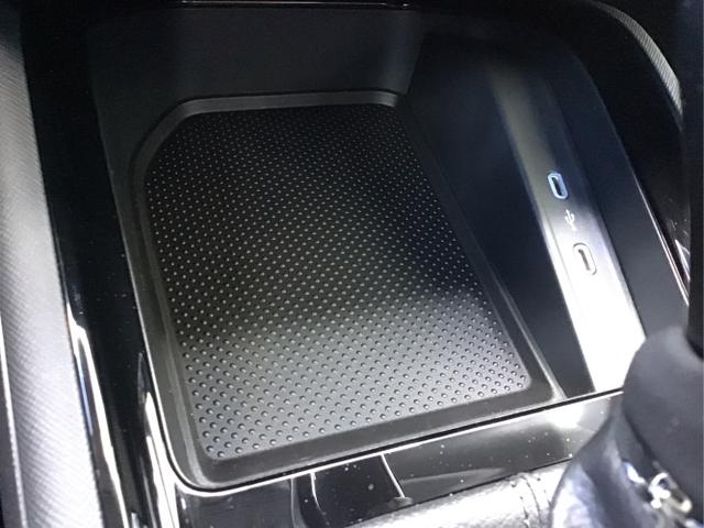 Skoda / Kamiq / Schwarz / Classic+AHK / Black Magic / , Beispielbilder, ggf. teilweise mit Sonderausstattung