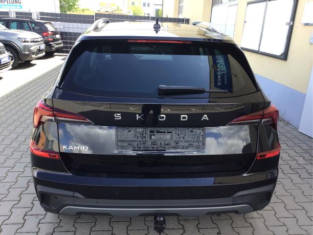 Skoda / Kamiq / Schwarz / Top Selection +AHK / Black Magic / , Beispielbilder, ggf. teilweise mit Sonderausstattung