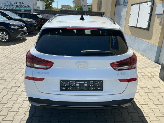 Hyundai / i30 / Wei&szlig; / Go / Atlas White / , Beispielbilder, ggf. teilweise mit Sonderausstattung