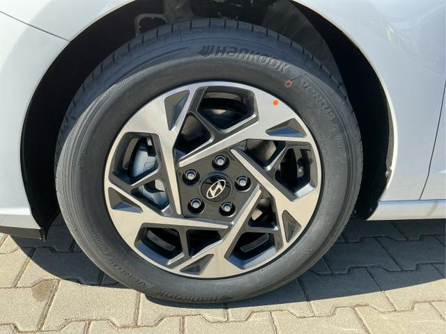 Hyundai / i30 / Wei&szlig; / Go / Atlas White / , Beispielbilder, ggf. teilweise mit Sonderausstattung