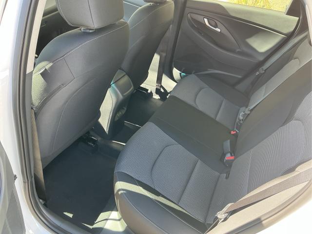 Hyundai / i30 / Wei&szlig; / Go / Atlas White / , Beispielbilder, ggf. teilweise mit Sonderausstattung