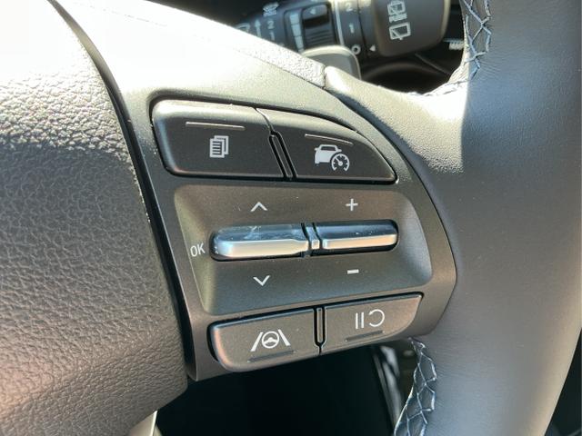 Hyundai / i30 / Wei&szlig; / Go / Atlas White / , Beispielbilder, ggf. teilweise mit Sonderausstattung