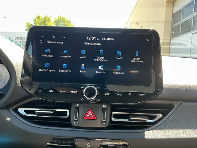 Hyundai / i30 / Grau / Go / Ecotronic Grey / , Beispielbilder, ggf. teilweise mit Sonderausstattung