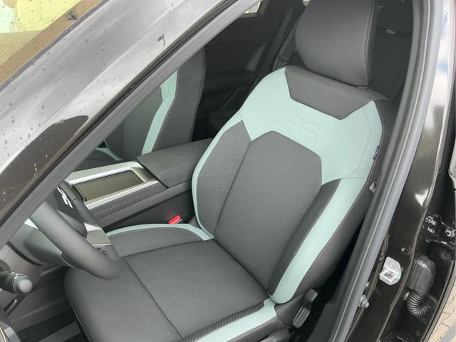Dacia / Bigster / Schwarz / Extreme / Black Nacre / , Beispielbilder, ggf. teilweise mit Sonderausstattung