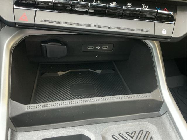Dacia / Bigster / Schwarz / Extreme / Black Nacre / , Beispielbilder, ggf. teilweise mit Sonderausstattung