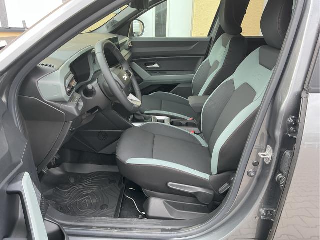 Dacia / Bigster / Grau / Extreme / Grey Schiste / , Beispielbilder, ggf. teilweise mit Sonderausstattung