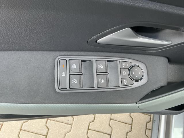 Dacia / Bigster / Grau / Extreme / Grey Schiste / , Beispielbilder, ggf. teilweise mit Sonderausstattung