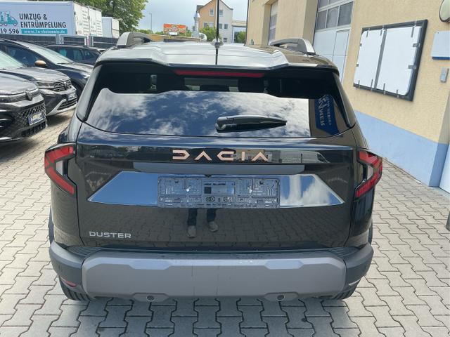 Dacia / Duster / Schwarz / Extreme / Black Nacre / , Beispielbilder, ggf. teilweise mit Sonderausstattung