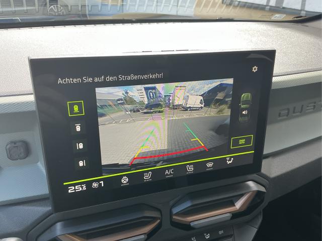 Dacia / Duster / Schwarz / Extreme / Black Nacre / , Beispielbilder, ggf. teilweise mit Sonderausstattung