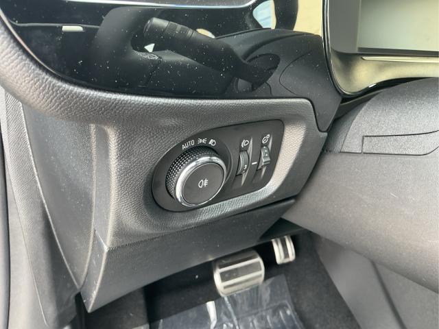 Opel / Corsa / Schwarz / GS / Black Metalic / , Beispielbilder, ggf. teilweise mit Sonderausstattung