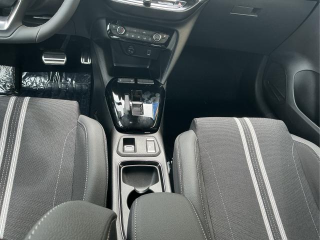 Opel / Corsa / Schwarz / GS / Black Metalic / , Beispielbilder, ggf. teilweise mit Sonderausstattung