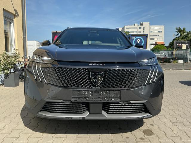 Peugeot / 5008 / Grau / GT 7-S / Titanium Grau Metalic / , Alle Fotos k&ouml;nnen Beispielbilder sein und aufpreispflichtige Extras enthalten, die genaue Ausstattung entnehmen Sie bitte dem Beschreibungstext. 