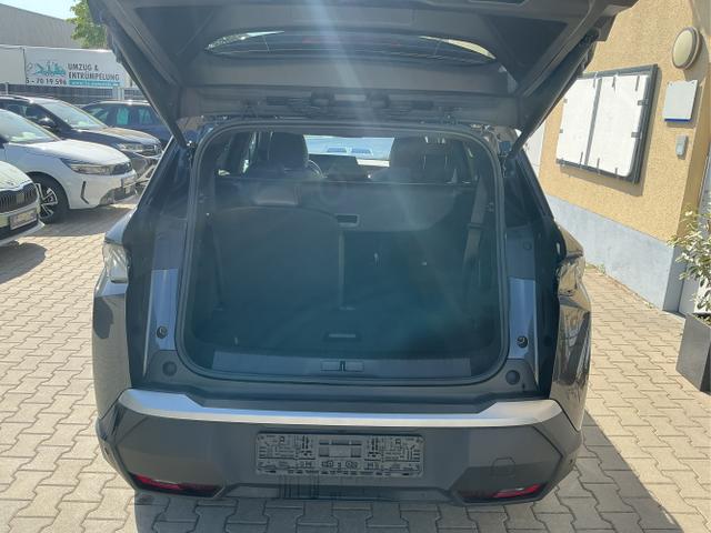 Peugeot / 5008 / Grau / GT 7-S / Titanium Grau Metalic / , Beispielbilder, ggf. teilweise mit Sonderausstattung