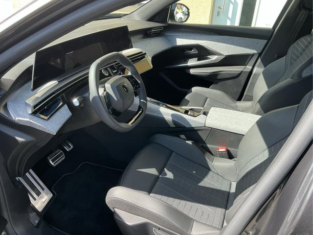 Peugeot / 5008 / Grau / GT 7-S / Titanium Grau Metalic / , Beispielbilder, ggf. teilweise mit Sonderausstattung