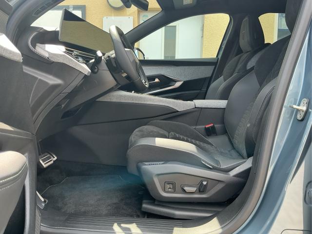 Peugeot / 3008 / Blau / Hybrid 145 / Bleu Ingaro Metalic / , Beispielbilder, ggf. teilweise mit Sonderausstattung
