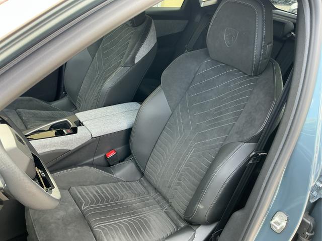 Peugeot / 3008 / Blau / Hybrid 145 / Bleu Ingaro Metalic / , Beispielbilder, ggf. teilweise mit Sonderausstattung