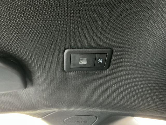 Peugeot / 3008 / Blau / Hybrid 145 / Bleu Ingaro Metalic / , Beispielbilder, ggf. teilweise mit Sonderausstattung