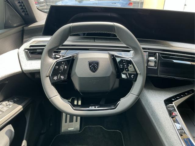 Peugeot / 3008 / Blau / Hybrid 145 / Bleu Ingaro Metalic / , Beispielbilder, ggf. teilweise mit Sonderausstattung