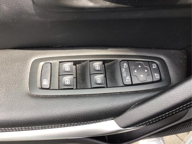 Renault / Kadjar / Wei&szlig; / / / Intens AHK Navi Klima