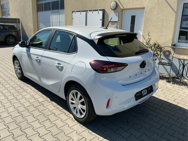 Opel / Corsa / Wei&szlig; / Edition / Kontur Wei&szlig; Metalic / , Alle Fotos k&ouml;nnen Beispielbilder sein und aufpreispflichtige Extras enthalten, die genaue Ausstattung entnehmen Sie bitte dem Beschreibungstext. 