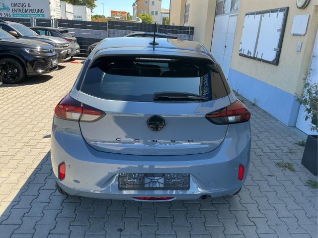 Opel / Corsa / Grau / Edition / Grafik Grau Uni / , Alle Fotos k&ouml;nnen Beispielbilder sein und aufpreispflichtige Extras enthalten, die genaue Ausstattung entnehmen Sie bitte dem Beschreibungstext. 