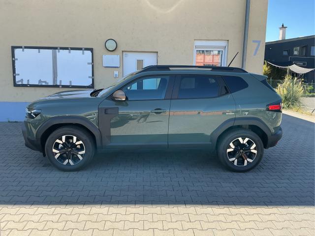 Dacia / Duster / Gr&uuml;n / Extreme / Dusty Khaki / , Beispielbilder, ggf. teilweise mit Sonderausstattung