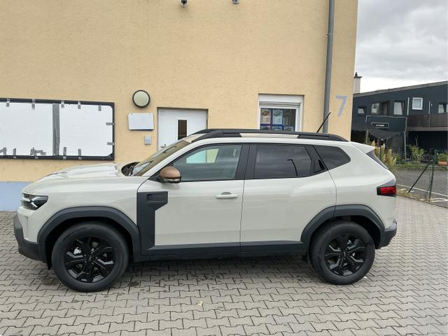 Dacia / Duster / Beige / Extreme / Sandstone Beige / , Beispielbilder, ggf. teilweise mit Sonderausstattung