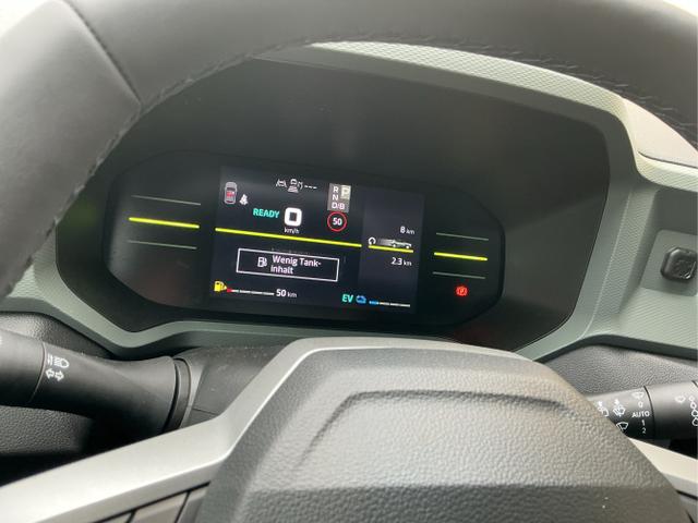 Dacia / Duster / Beige / Extreme / Sandstone Beige / , Beispielbilder, ggf. teilweise mit Sonderausstattung