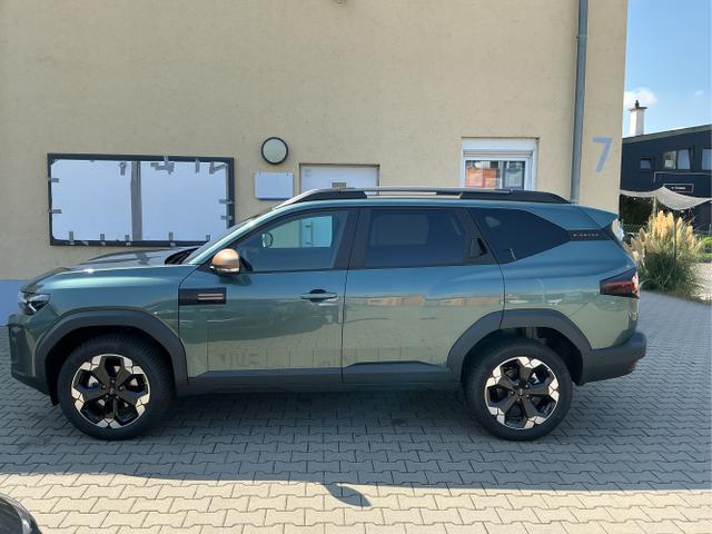 Dacia / Bigster / Gr&uuml;n / Extreme / Green Cedr&egrave; / , Beispielbilder, ggf. teilweise mit Sonderausstattung