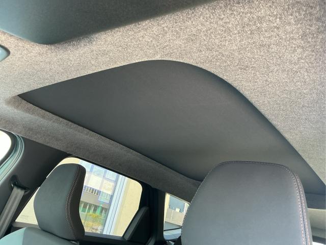 Dacia / Bigster / Gr&uuml;n / Extreme / Green Cedr&egrave; / , Beispielbilder, ggf. teilweise mit Sonderausstattung