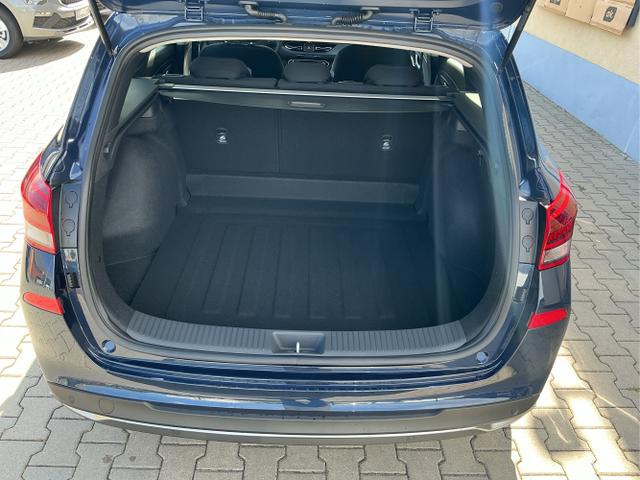 Hyundai / i30 / Blau / Go / Salley blue / , Beispielbilder, ggf. teilweise mit Sonderausstattung