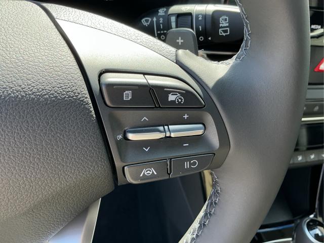 Hyundai / i30 / Blau / Go / Salley blue / , Beispielbilder, ggf. teilweise mit Sonderausstattung