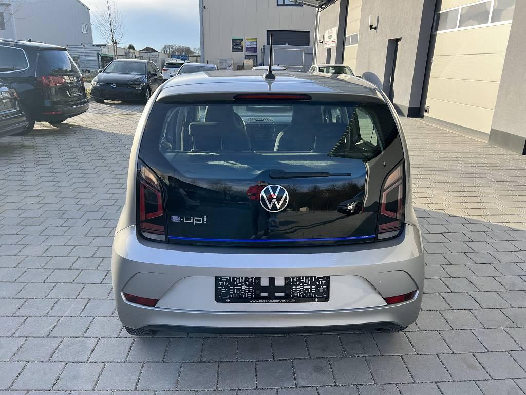 PKW VW e-up! (mit Batterie), - Fahrzeuge und Technik 14.04.2022 -  Erzielter Preis: EUR 7.600 - Dorotheum