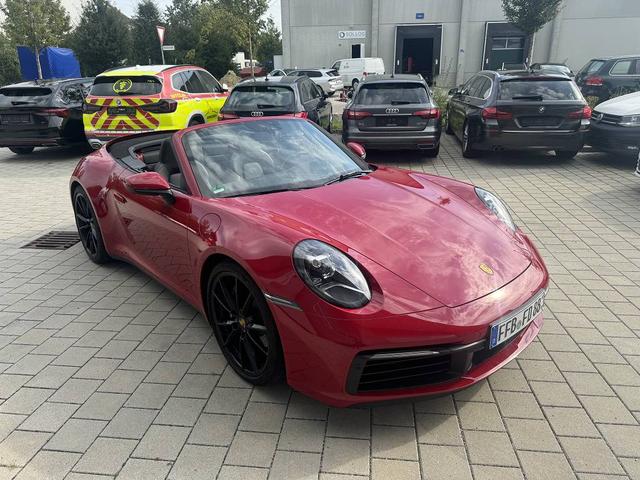 Porsche 992 - Cabriolet Carrera *PZ-Scheckheft* APPROVED