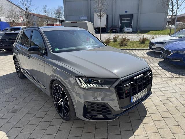 Audi SQ7 - VOLL *EXCLUSIVE INDIVIDUAL* 7-SITZER
