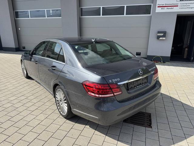 Mercedes-Benz E-Klasse Limousine BLUETEC HYBRID *MB-Scheckheft* ELEGANCE 