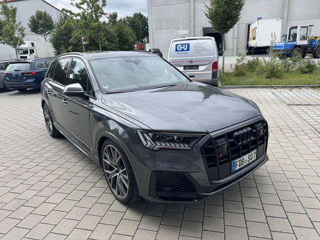 Audi SQ7 - *EXCLUSIVE INDIVIDUAL* TOP-AUSSTATTUNG
