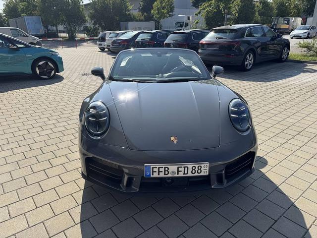 Porsche 992 Cabriolet *EXCLUSIVE MANUFAKTUR* FACELIFT 