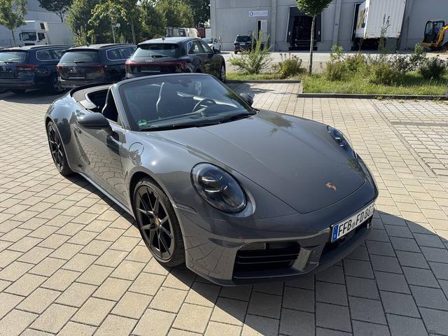 Porsche 992 - Cabriolet *EXCLUSIVE MANUFAKTUR* FACELIFT