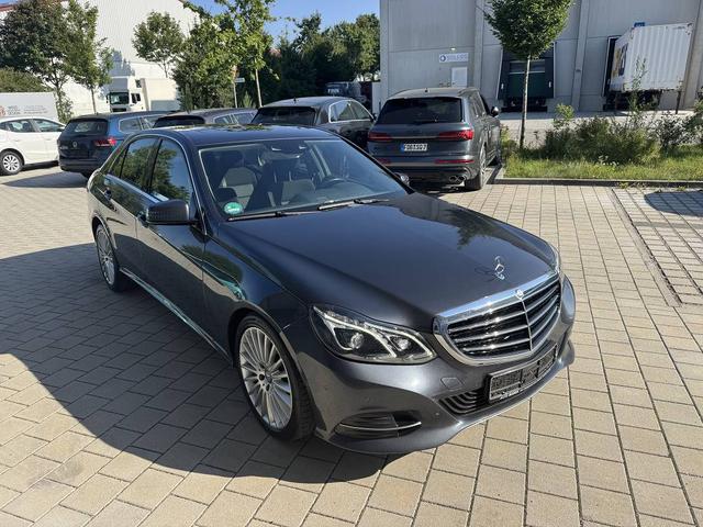 Mercedes-Benz E-Klasse - BLUETEC HYBRID *MB-Scheckheft* ELEGANCE