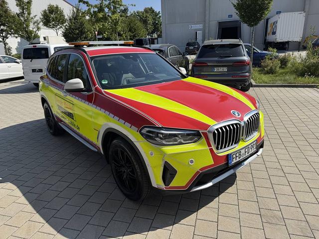 BMW X3 - 20d xDrive *TOP-Ausstattung* RESCUE