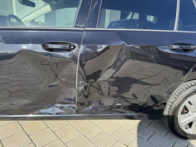 Volkswagen Golf Variant 2.0 TDI *lückenlos Scheckheft* LIFE 