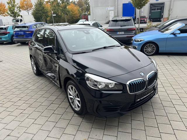 BMW 2er Active Tourer - 225xe *TOP-Ausstattung* xDrive
