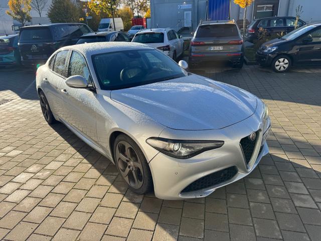 Alfa Romeo Giulia - 2.2 DIESEL *TOP-Ausstattung* Scheckheft