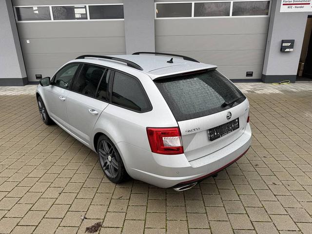 Skoda Octavia Combi RS 2.0 TDI *lückenlos Scheckheft* 