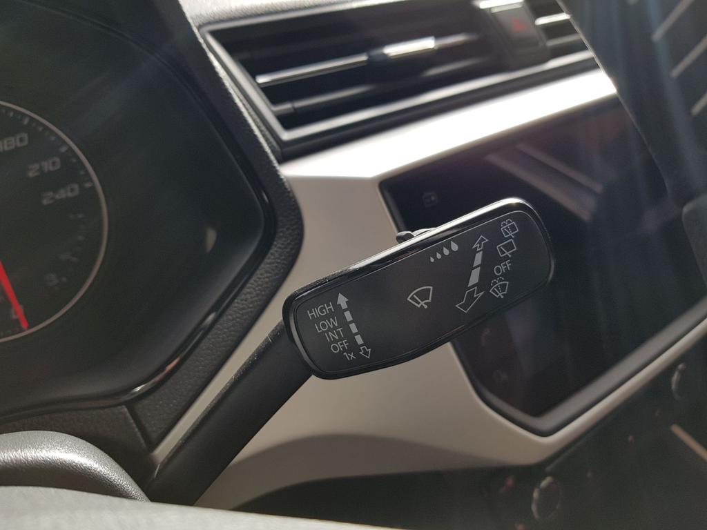 Seat Arona Xcellence 1.0 TSI 85 kW- 7 GANG DSG-NAVIGATION-LED